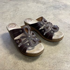 Dansko Serena Leather Flower Platform Sandal 41